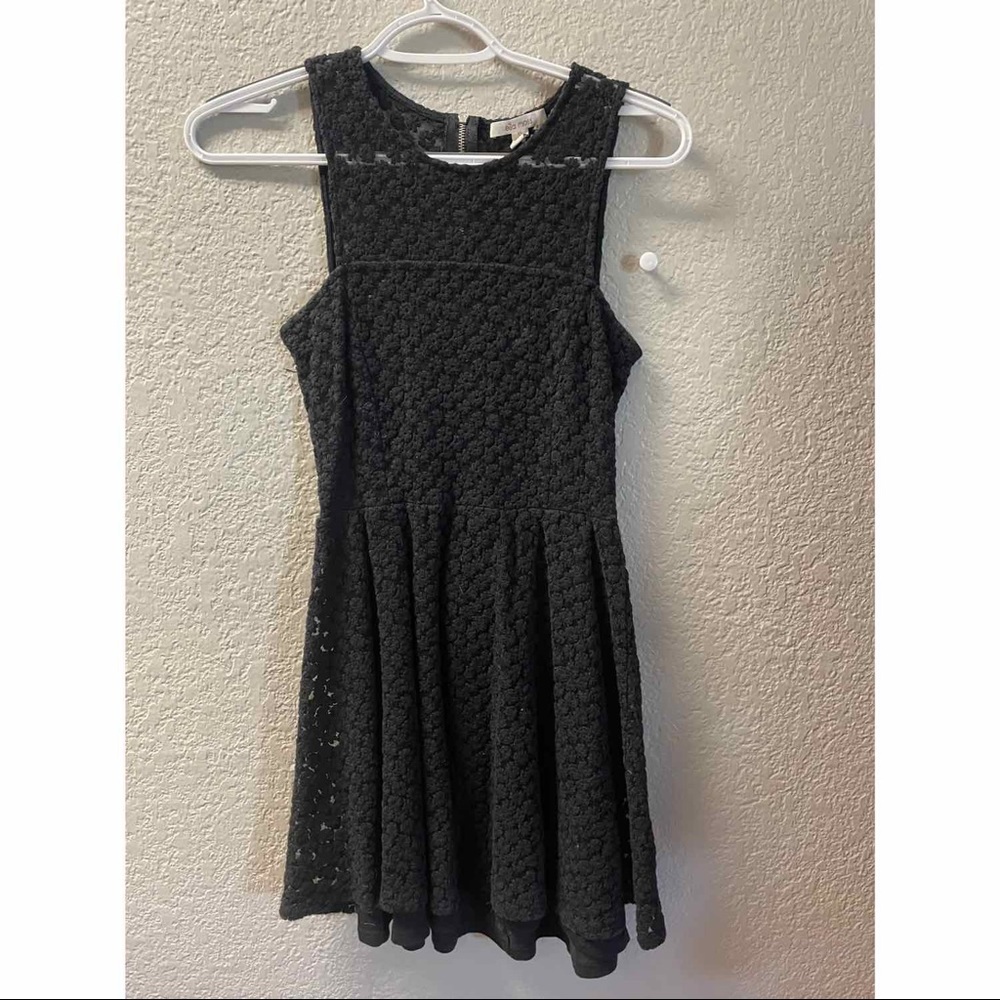 Ella Miss Black Small Lace floral dress - great condition; hardly worn